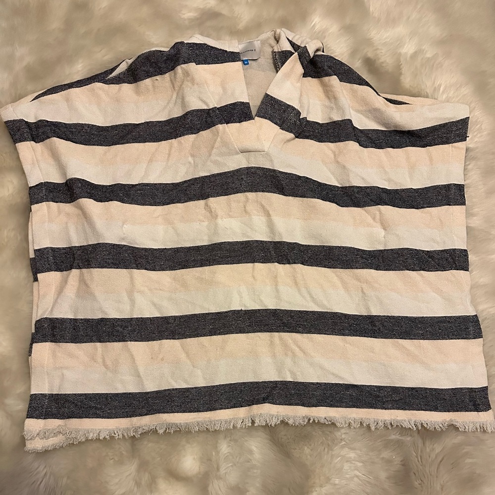 Hooded poncho